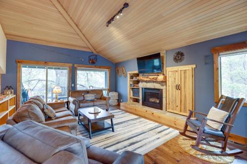 Sunriver Vacation Rental with Resort Amenities!