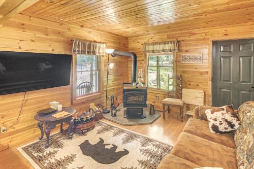 Sunroom, Grill and Wraparound Porch Jamestown Home