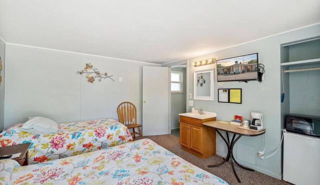 Sunset Acres Motel - Number 3