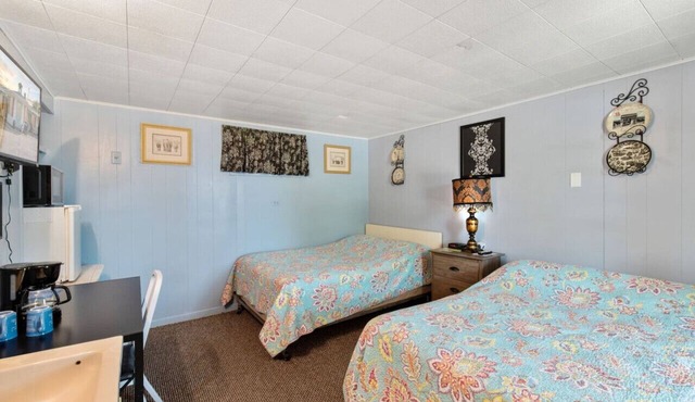 Sunset Acres Motel - Room 2