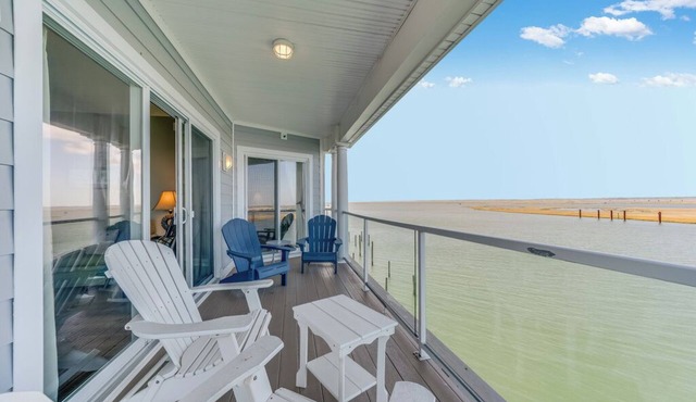 Sunset Bay 319 by Seaside Vacations & Sales