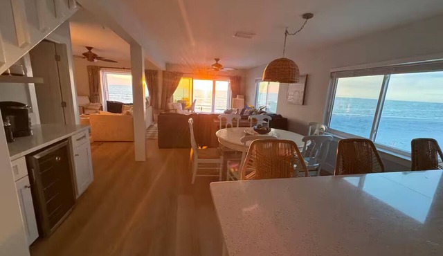 Sunset Beach Cottage North