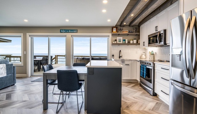 Sunset Beach Escape Lake House