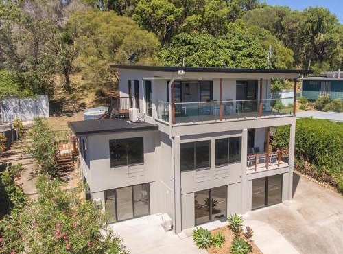 Sunset Beach House 1770