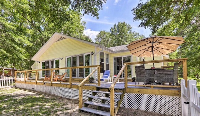 Sunset Beach Home with Lake Views, 3 Mi to Coast