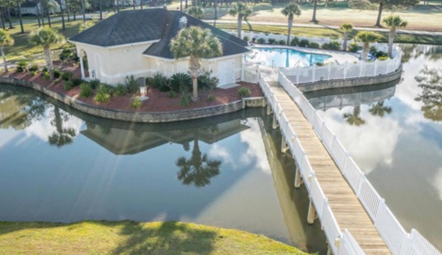 Sunset Beach/Ocean Isle/Calabash luxury condo with beautiful views