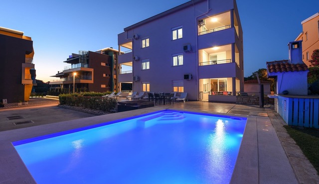 Sunset Beach Suites