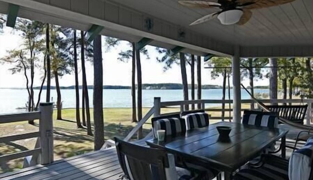 Sunset Breezes - quiet waterfront retreat