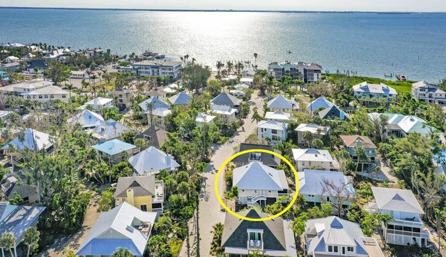 Sunset Captiva 38 | 3 Bed, 2 Bath