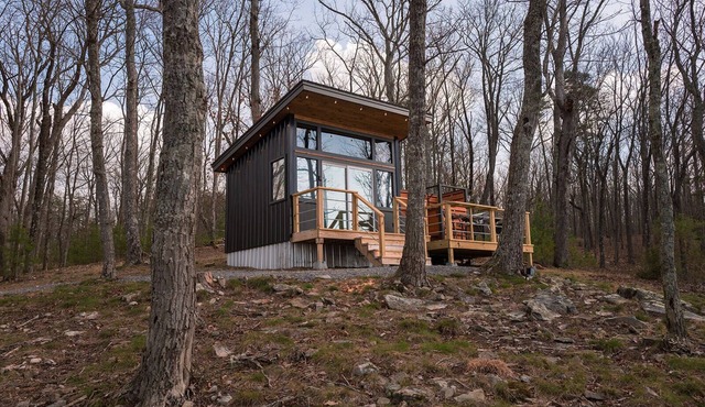 Sunset Chalet-Adventure Awaits!