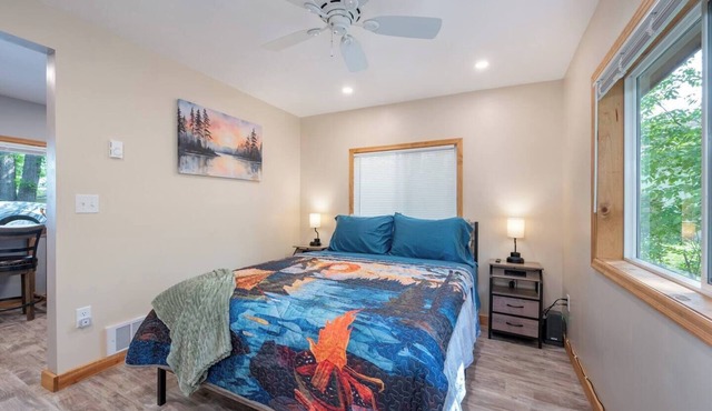 Sunset Cottage | McKinney Lake Cottages