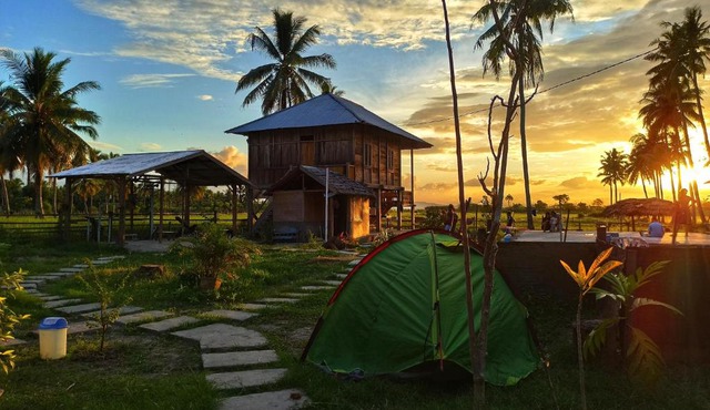 Sunset Cottages by Harry & Mimin