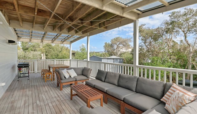 Sunset Cove Hideaway