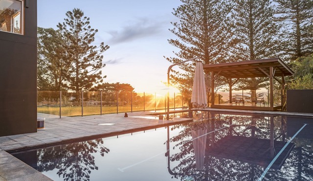 Sunset Dream House - Lennox Luxury Accomodation