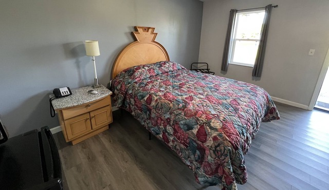 Sunset Dunes Inn & Suites 104