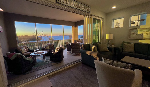 Sunset Escape - Incredible Waterfront Condo Near Beautiful Anna Maria Island!