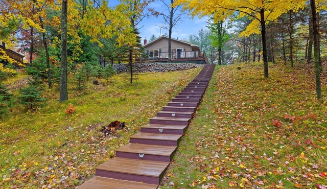 Sunset Getaway - 4BR Lakefront + Boats & Kayak