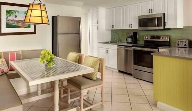 Sunset Harbor Resort, Marina, In Town, Hot Tub, Pool, Balcony