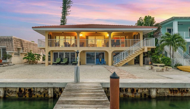 Sunset Harbor Waterfront Villa with Dock, Cabana Club
