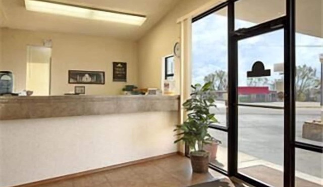 Sunset Inn Clarksville