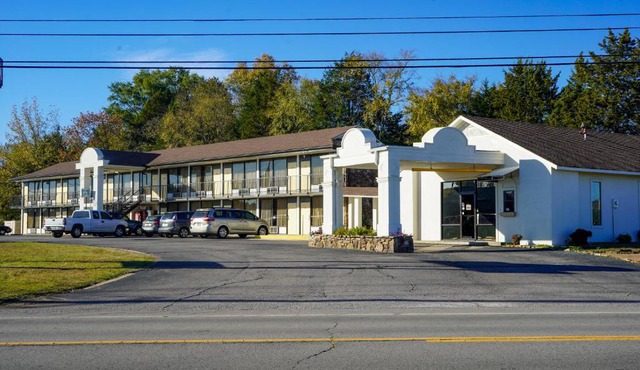 Sunset Inn Clarksville