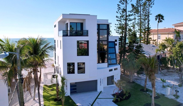 Sunset Jewel in Treasure Island