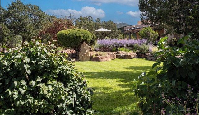 Sunset Mountain Ranch- Luxury Retreat with Private Casita & Epic Views