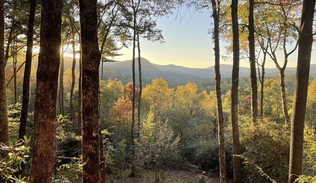 Sunset Mountain Views From Back Deck & Sapphire Resort Amenities 1-Level 3BR/2BA