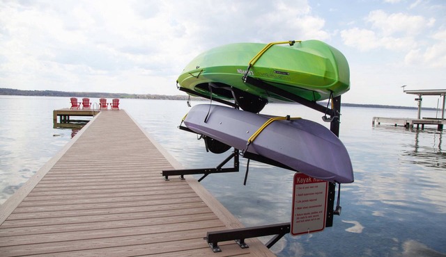 Sunset on the Bank Dog Friendly, Dock & Fire Pit