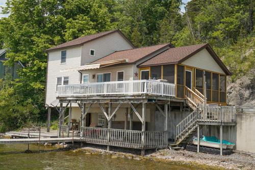 Sunset Paradise Cottage