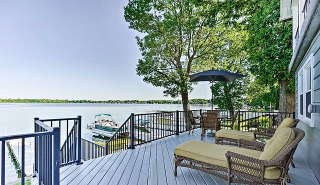 Sunset Paradise | Covered Deck, Fire Pit, Lounge Chairs+ Kayaks