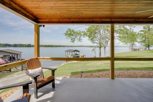 Sunset Paradise on Weiss Lake with Private Dock!
