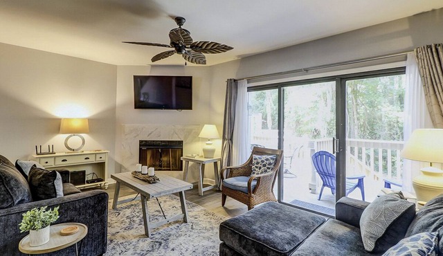 Sunset Rentals | Beachwalk 208