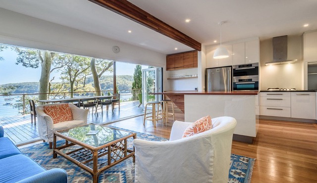 Sunset Retreat - Hardy's Bay