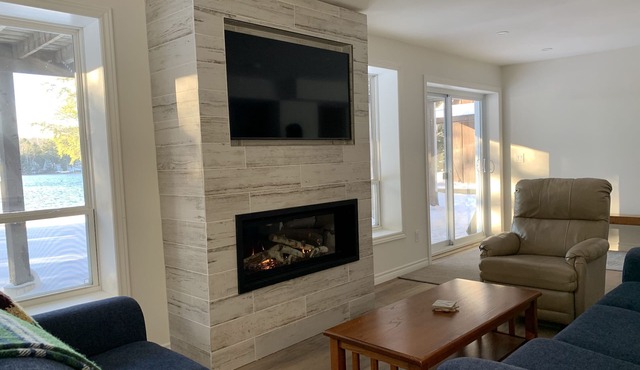 Sunset Retreat - Includes Kayaks, Firepit, BBQ