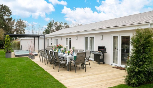 Sunset Retreat - Luxury Cottages