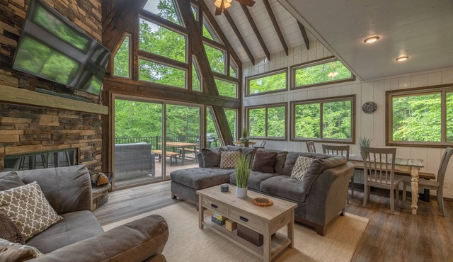 Sunset Ridge Hideaway by Innsbrook Vacations!