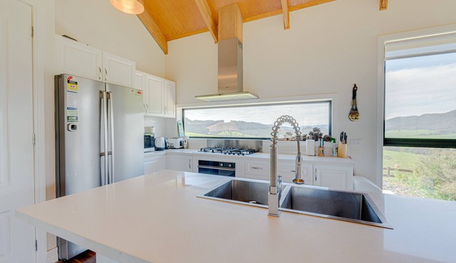 Sunset Ridge - Stunning 360 degree views