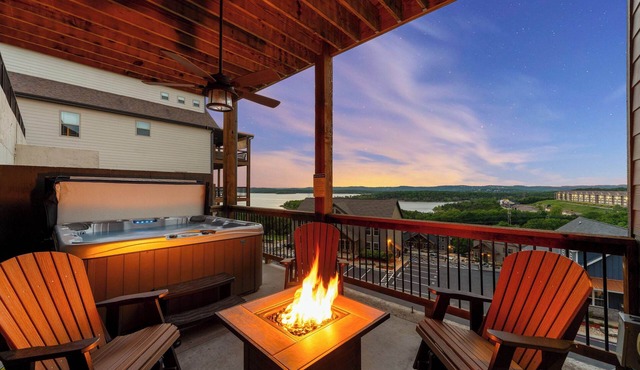 Sunset Rock! Lake View!
