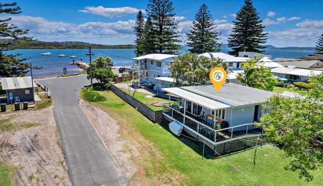 Sunset Sails Taylors Beach NSW