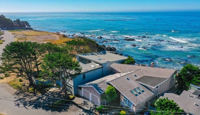 Sunset Sanctuary Oceanfront Luxury Monthly Only Newly remodeled