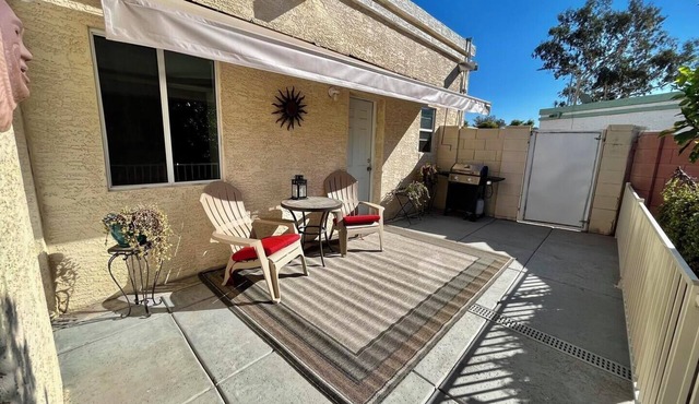 Sunset Serenity: A Cozy 1-Bedroom Guest Suite Retreat in Beautiful North Phoenix