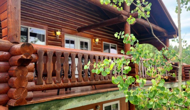 Sunset Serenity - Unplugged Colorado Mountain Retreat