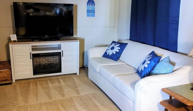 Sunset Shack! Cozy 2-bedroom in beautiful Zephyrhills -near the best of Florida!