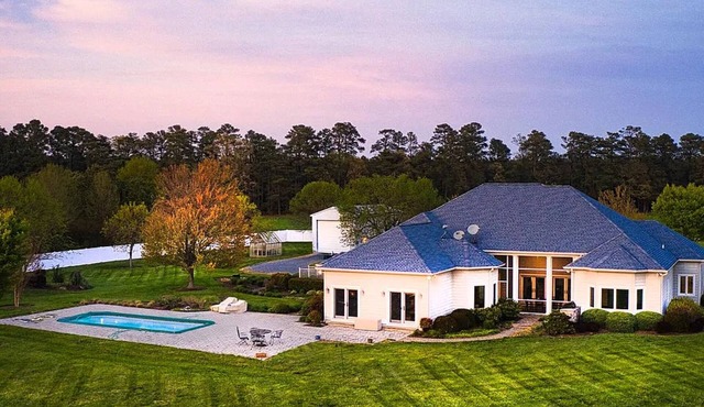 Sunset Shores | an ESVR property