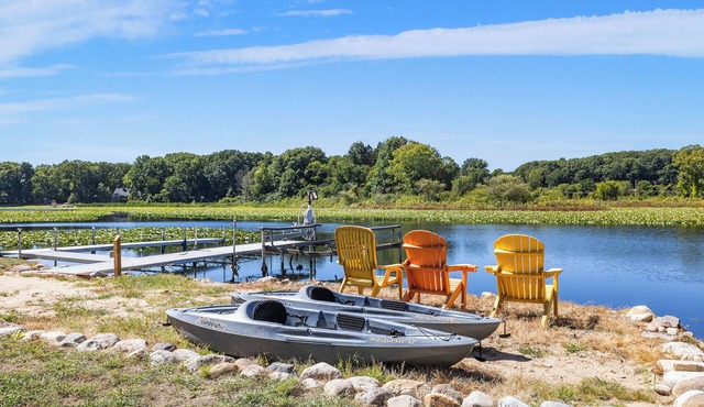 Sunset Shores - Lakefront Home with Hot Tub and Fire Pit