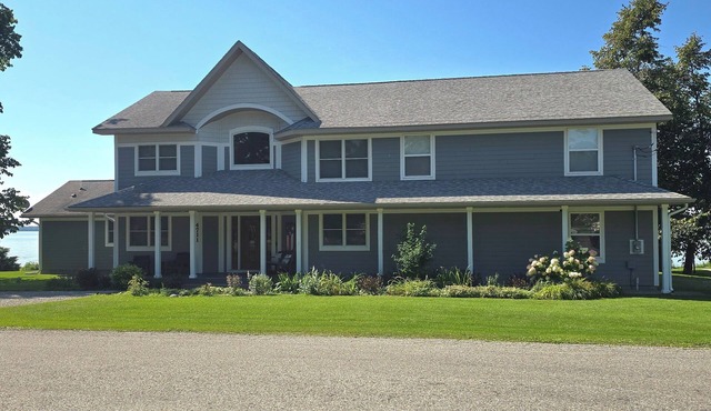 Sunset Shores of Aloha ~ Mullet Lake Retreat