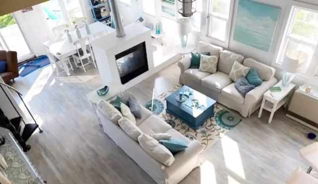 Sunset Shores on Lake Erie, LA Style Lake House