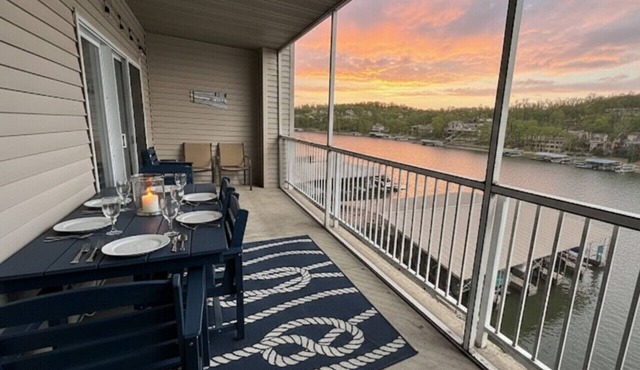 Sunset Vibes Retreat – Lakefront 2BR Condo w/Pool, Pet Friendly, Near Ozarks Amphitheater