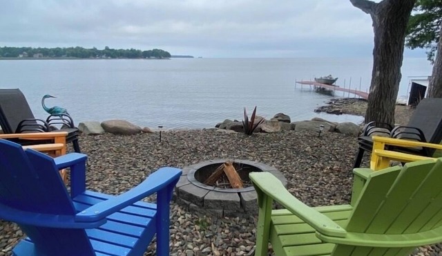 Sunset View Getaway-Mille Lacs 3 Bedroom Home